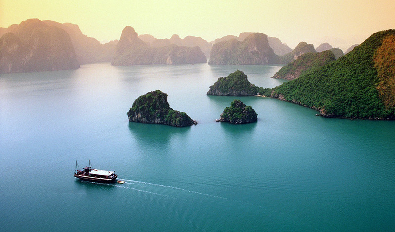 Discover the beauty of Indochina with alluring sceneries